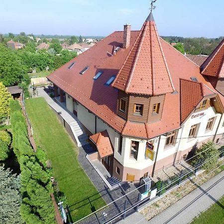 Castrum Vendeghaz Szigetszentmárton Exteriör bild